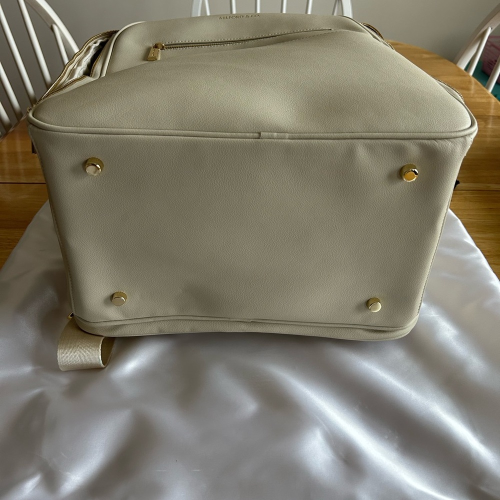 Milford & Co. Evelyn Backpack Cream - Picture 5 of 5